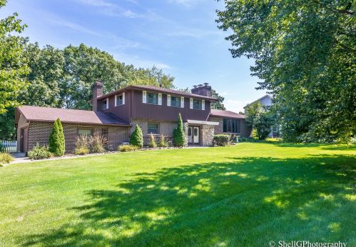 1242 Gordon St, Mokena, IL 60451-1015