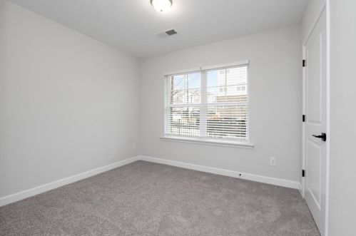 1991 Hollywood Rd, Atlanta GA  30318-1881 exterior