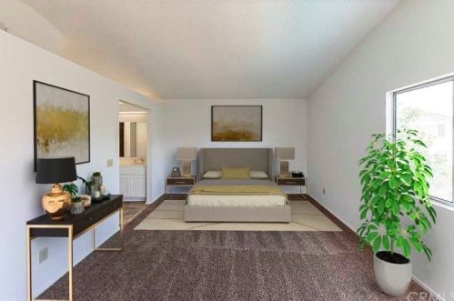 7915 Townsend Dr, Riverside, CA 92509-0118