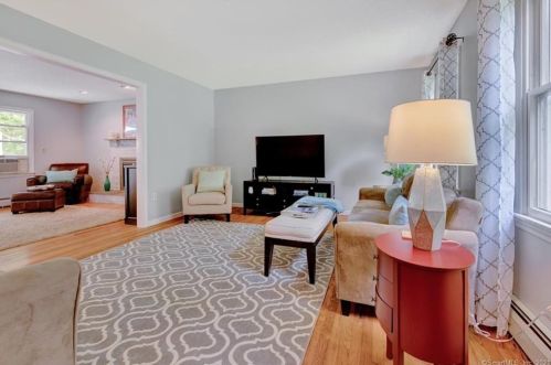 58 Zeya Dr, Coventry, CT 06238-1035