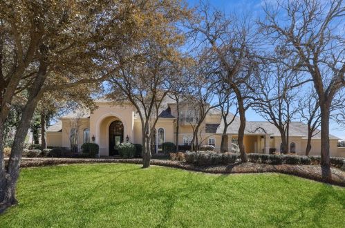 2012 Breaker Ln, Lewisville, TX 75022-5481