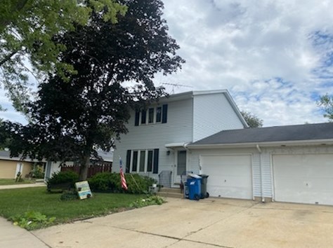 932 Manchester Ct, South Elgin, IL 60177-1446