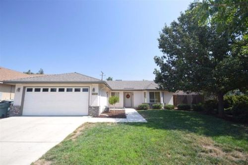 1834 Cotta Ct, Visalia, CA 93292-7380
