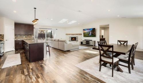 1730 Calle Jules, Vista CA  92084-3242 exterior