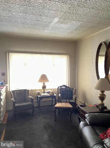 1613 Franklin St, Philadelphia, PA 19148-1222