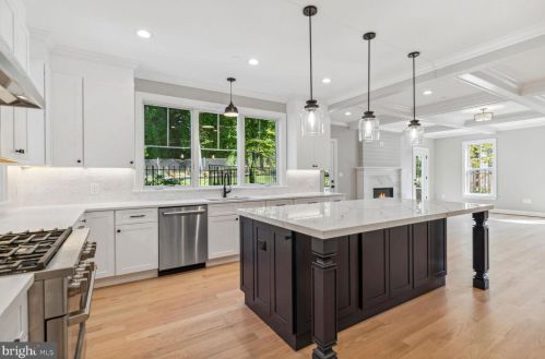 9111 Sligo Crk Pkwy, Silver Spring MD 20901-3361 exterior