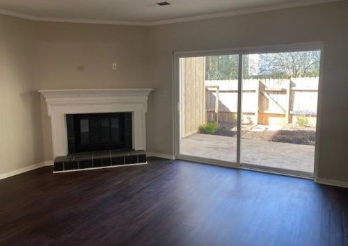 1910 Powers Ferry Trce, Marietta GA  30067-6686 exterior