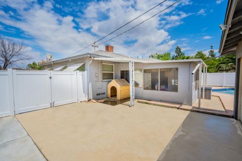 5318 Rochester St, Riverside CA  92504-2136 exterior