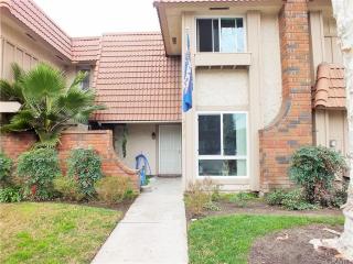 6892 Grand Manan Dr, Cypress, CA 90630-5448