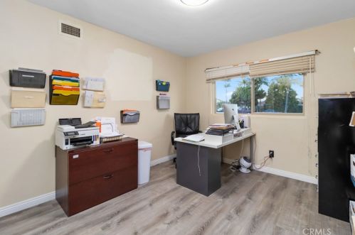 2550 Rowland Ave, Anaheim CA  92804-2271 exterior