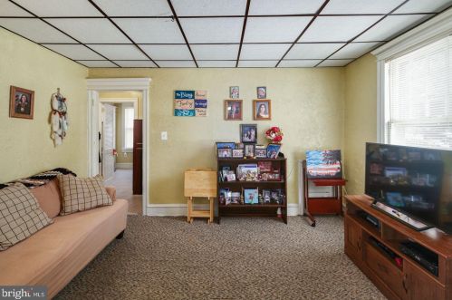 120 Virginia Ave, Camden NJ 08108-2633 exterior