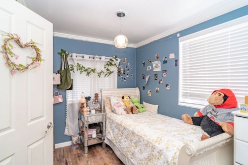 89 Sir Galahad Dr, Riverside CA  92507-6950 exterior