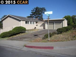2813 Loyola Ave, Richmond, CA 94806-3122