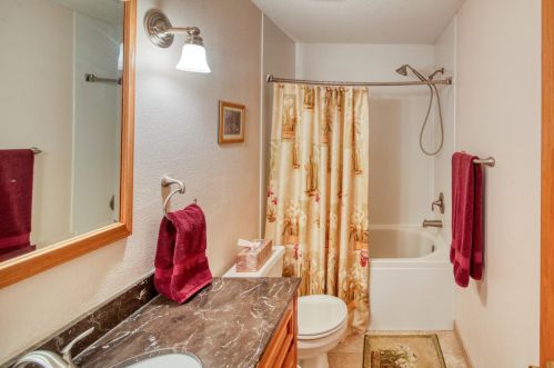 3253 Evergreen Dr, Saint Paul MN  55121-1771 exterior