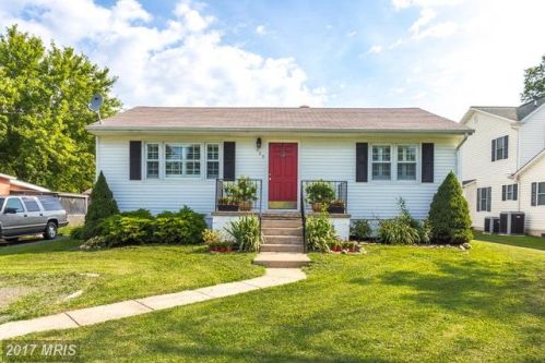 309 Washington St, Remington, VA 22734-9625