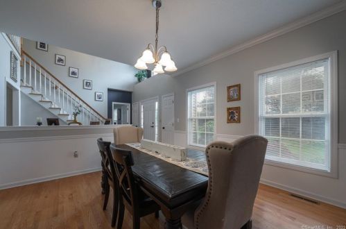 270 Budding Rdg, Southington CT  06489-4226 exterior