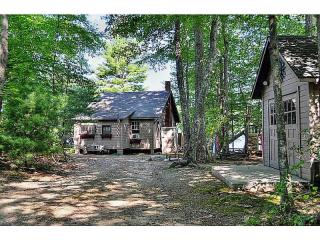 109 Pine Ledge Rd, Smithfield, RI 02828-1515