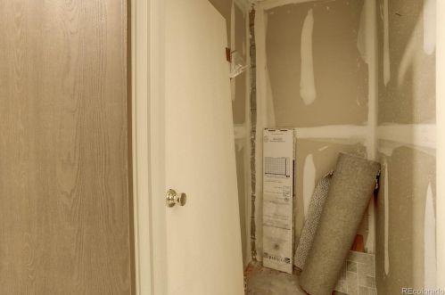 13902 Marina Dr, Denver CO 80014-5510 exterior