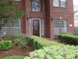 902 Evandale Ln, Sugar Land TX  77479-5308 exterior