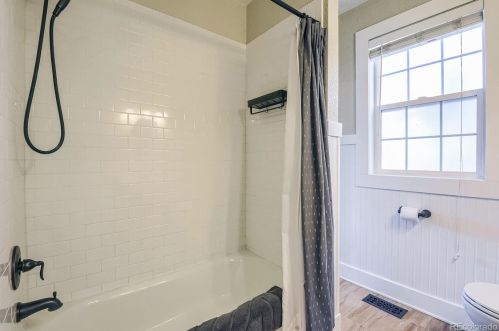 3030 Sherman St, Englewood CO  80113-1624 exterior