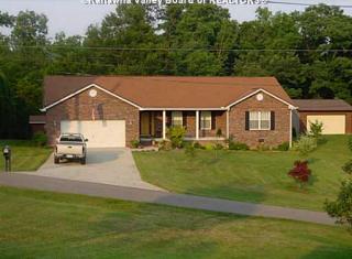 4 Bethmont Dr, Clio, WV 25045-9724