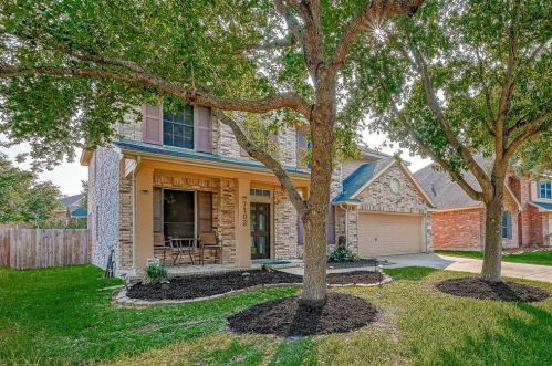 7102 Grants Hollow Ln, Richmond TX  77407-3831 exterior