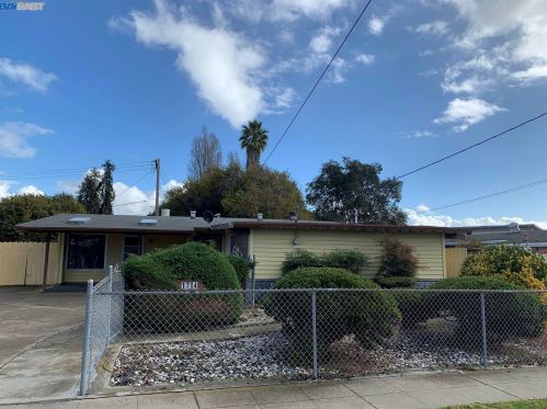1714 Southgate St, Hayward, CA 94545-3519