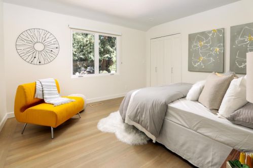 61 Coronado Ave, Los Altos CA  94022-2220 exterior