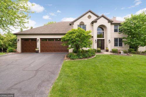 10147 Bridgewater Pkwy, Saint Paul MN  55129-8587 exterior