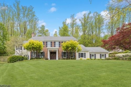 11 Brigade Hill Rd, Morristown, NJ 07960-4920