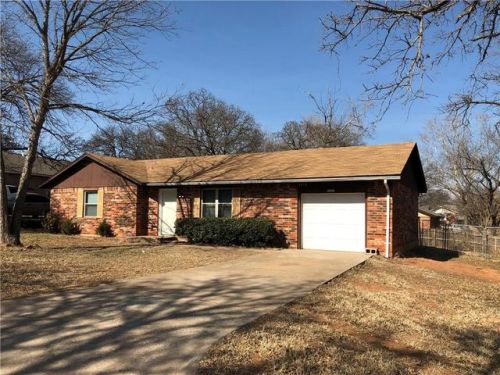 3313 Gwendolyn Ln, Edmond, OK 73034-8219