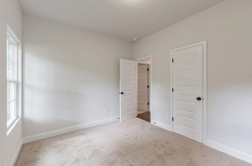 1382 Gus Thornhill Jr Dr, Atlanta GA  30344-3556 exterior