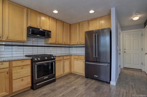 2401 Ireland Way, Denver CO  80013-8992 exterior