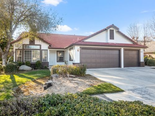 1182 Halifax Ave, Clovis, CA 93611-7143