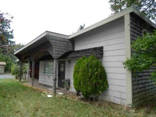 2615 76th St, Tacoma, WA 98409-9012