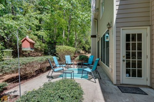 765 Yosemite Dr, Suwanee GA  30024-4004 exterior