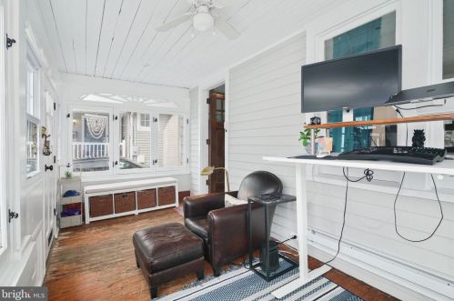 20 Evergreen Ln, Tavistock NJ  08033-1202 exterior