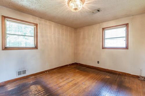 633 Handley Ave, Atlanta GA  30310-2214 exterior