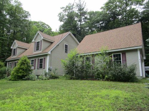 518 Reservoir Rd, Hillsboro, NH 03244-6727
