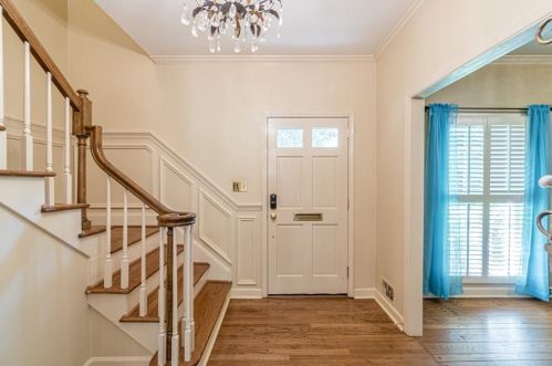 2101 Bohler Rd, Atlanta GA  30318-1515 exterior