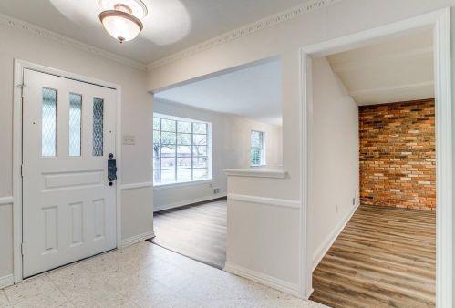 5015 Colter Way, Dallas, TX 75227-1448