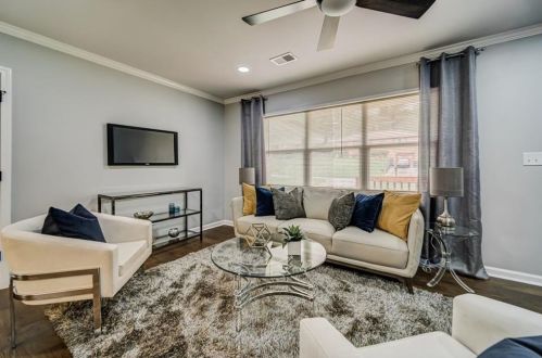 2574 Lancaster Dr, Atlanta GA  30344-2329 exterior
