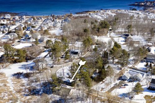 42 Ferncroft Rd, York, ME 03909-1215
