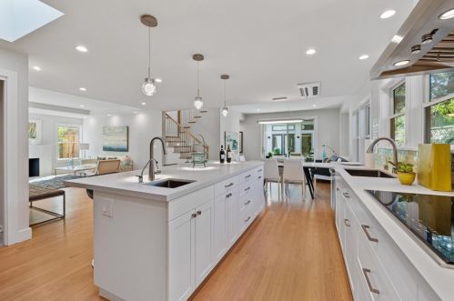 110 Pasa Robles Ave, Los Altos CA 94022-1235 exterior