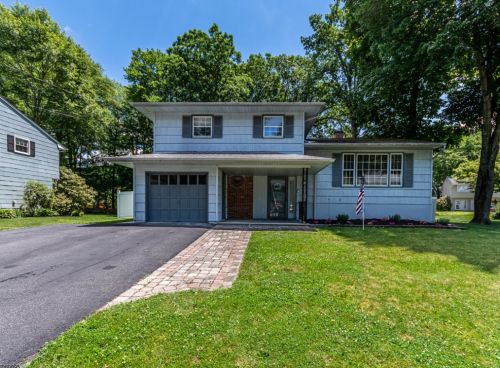 10 Downstream Dr, Roxbury Township, NJ 07836-9508