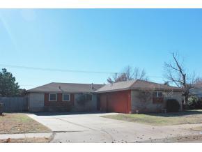 112 Mockingbird Dr, Altus, OK 73521-1724