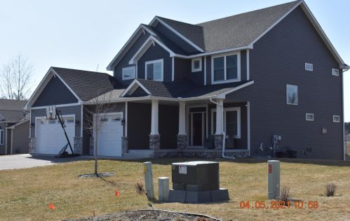3622 Maple Dr, Spectacle Lake, MN 55008-4629