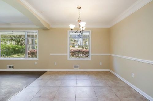 95 Bromack Dr, Atlanta GA  30315-6525 exterior