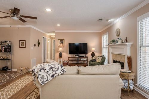 703 Bainbridge Dr, Atlanta GA  30327-4267 exterior