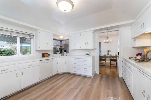 1547 El Miradero Ave, Glendale CA  91201-1203 exterior